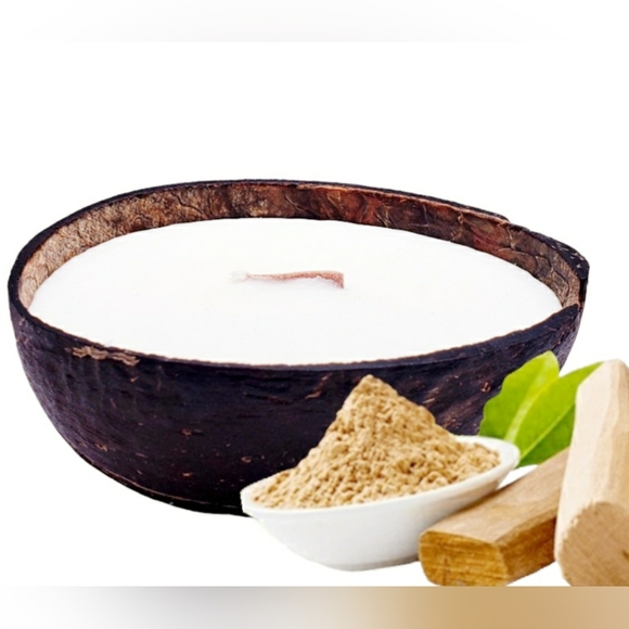 Hawaiian SANDALWOOD Soy Candle in Real Coconut Shell, Tropical Beach Theme, 5 oz - Picture 6 of 7
